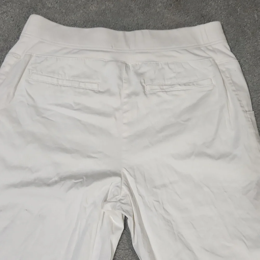 Ana white maternity capri pants lg - Picture 6 of 7
